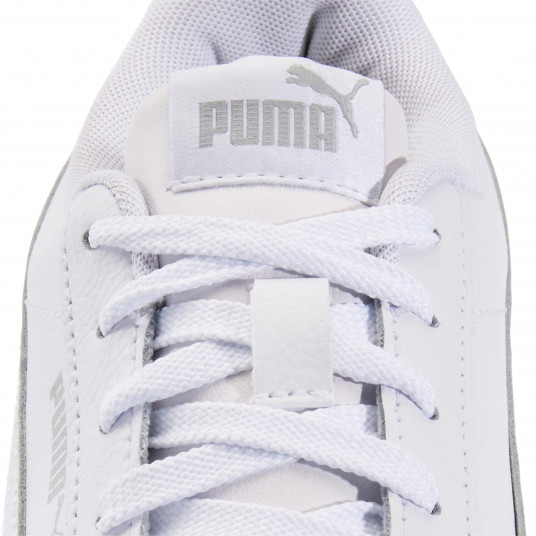 puma carina alb